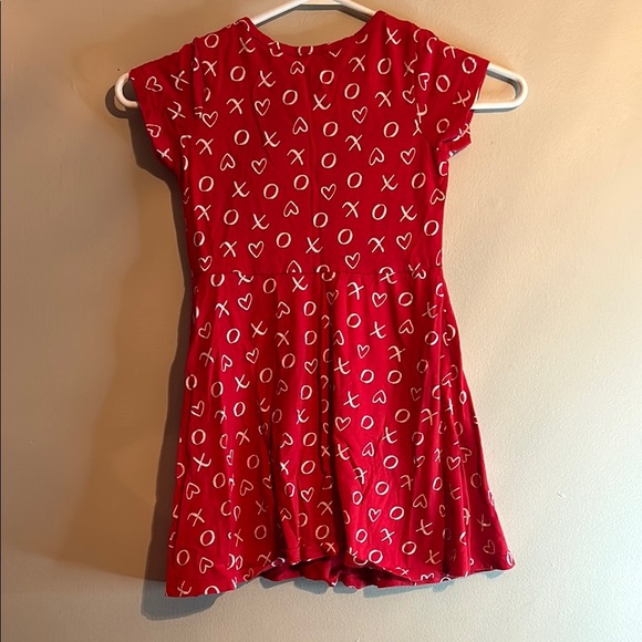 Red Casual Sheath Dress with Cap Sleeves and Crew Neck - Picture 3 of 4